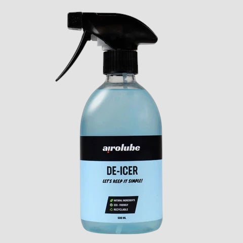 Airolube De-Icer 500ml isfjerner i en klar flaske med sort sprayhoved.