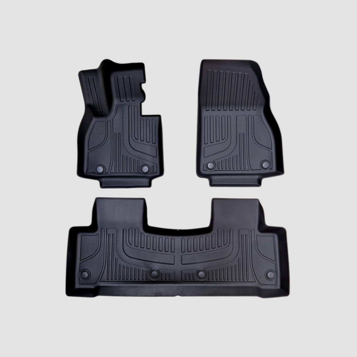 Måttesæt til BYD Sealion 7, sorte gummi måtter med høj kant.