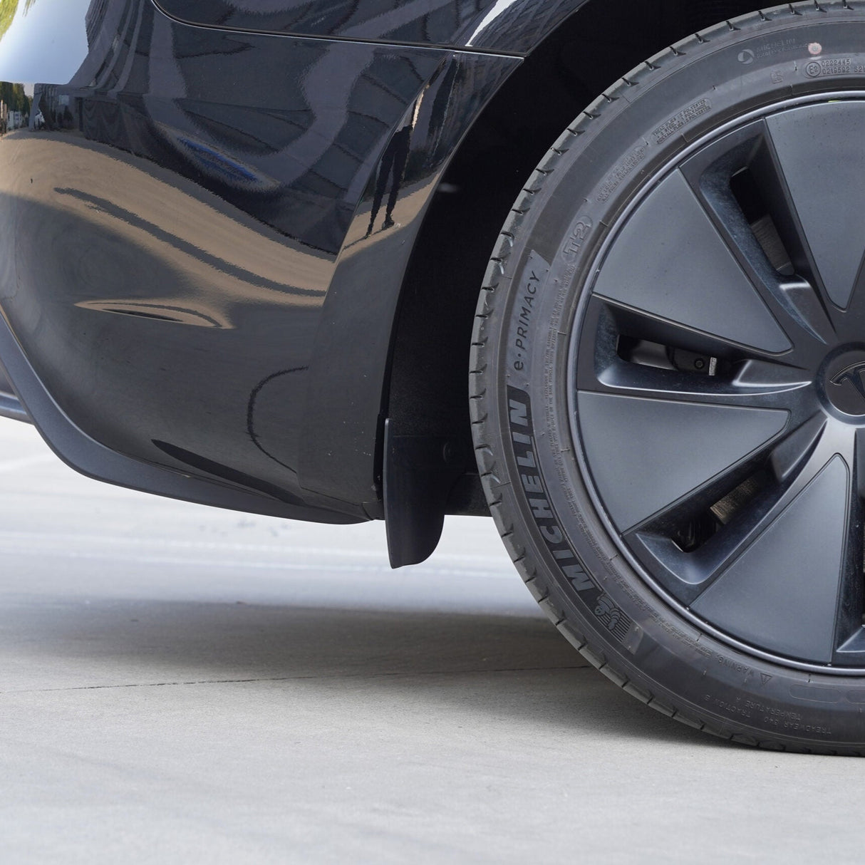 Stænklapper/mud flaps til Tesla Model Y