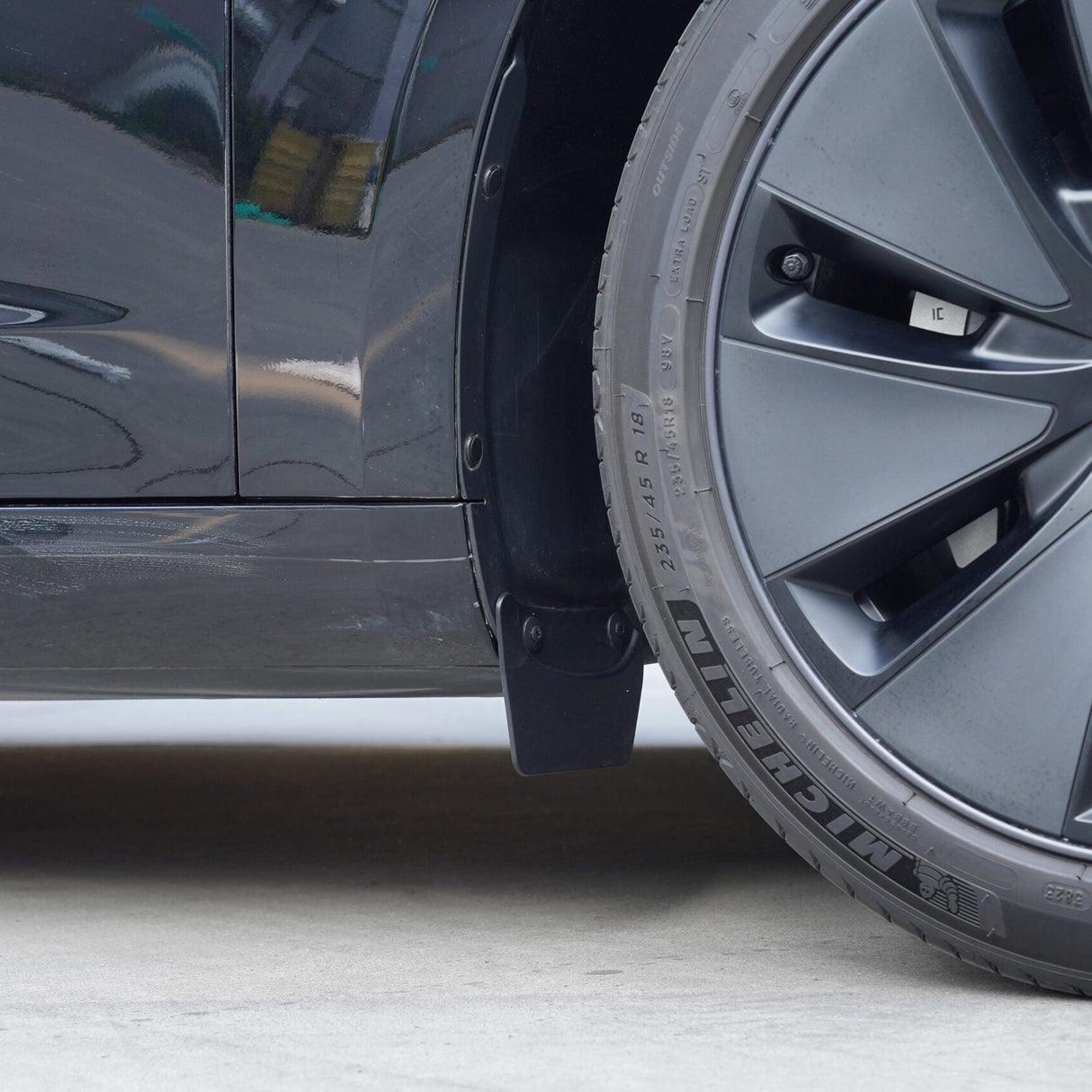 Stænklapper/mud flaps til Tesla Model Y