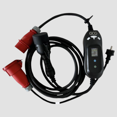 Elbil opladerkabel med Type 2 stik, kontrolboks og røde CEE-industri-stik