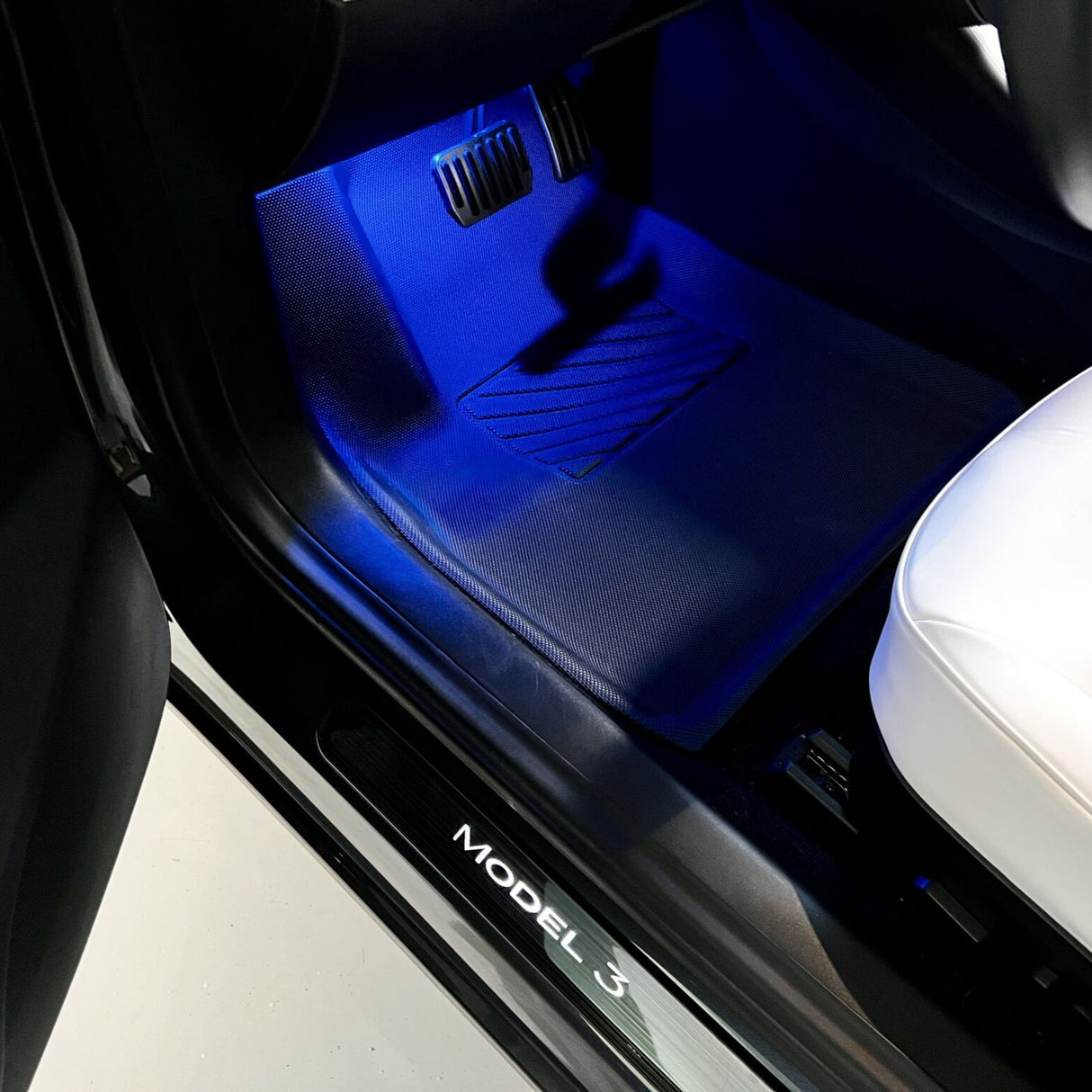 Indstigningslister med lys, passer til Tesla Model 3/Y