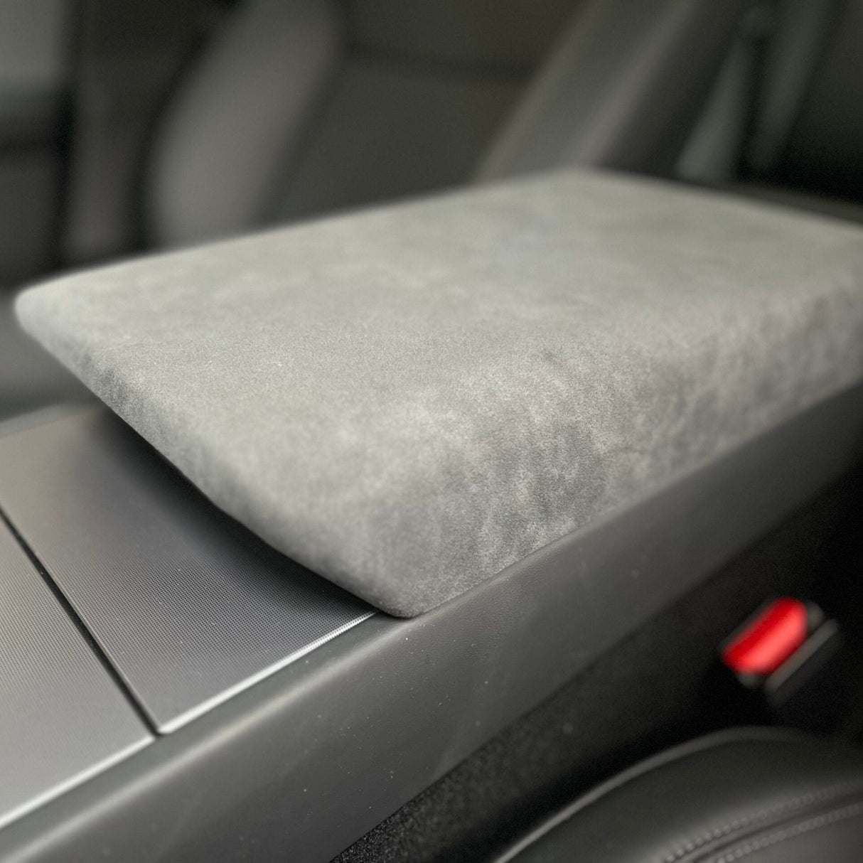 Alcantara armlæn til Tesla Model 3/Y