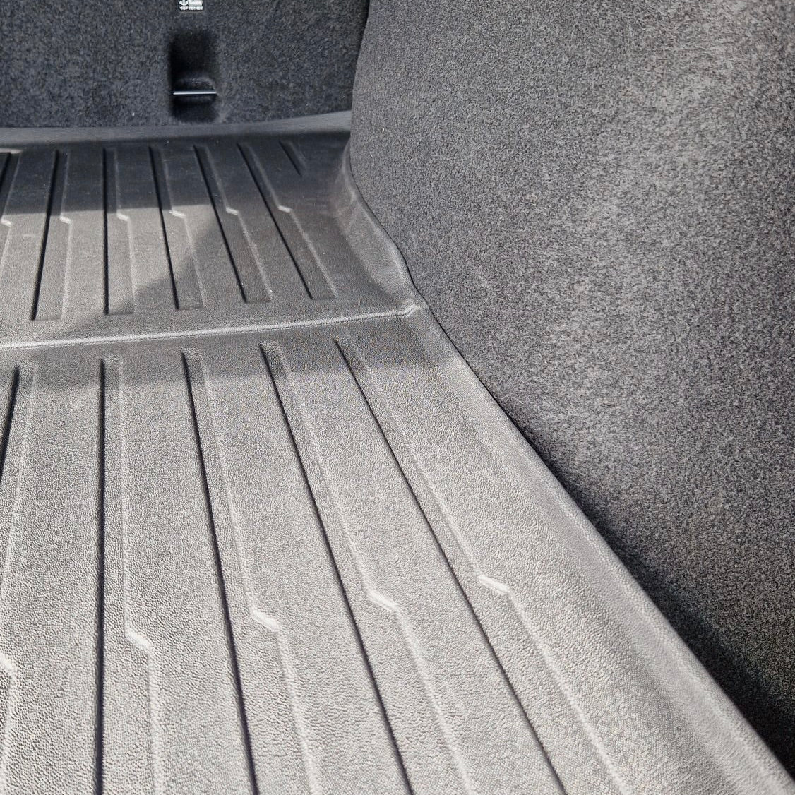 Bagagerumsmåtte til Tesla Model Y 2025 Juniper