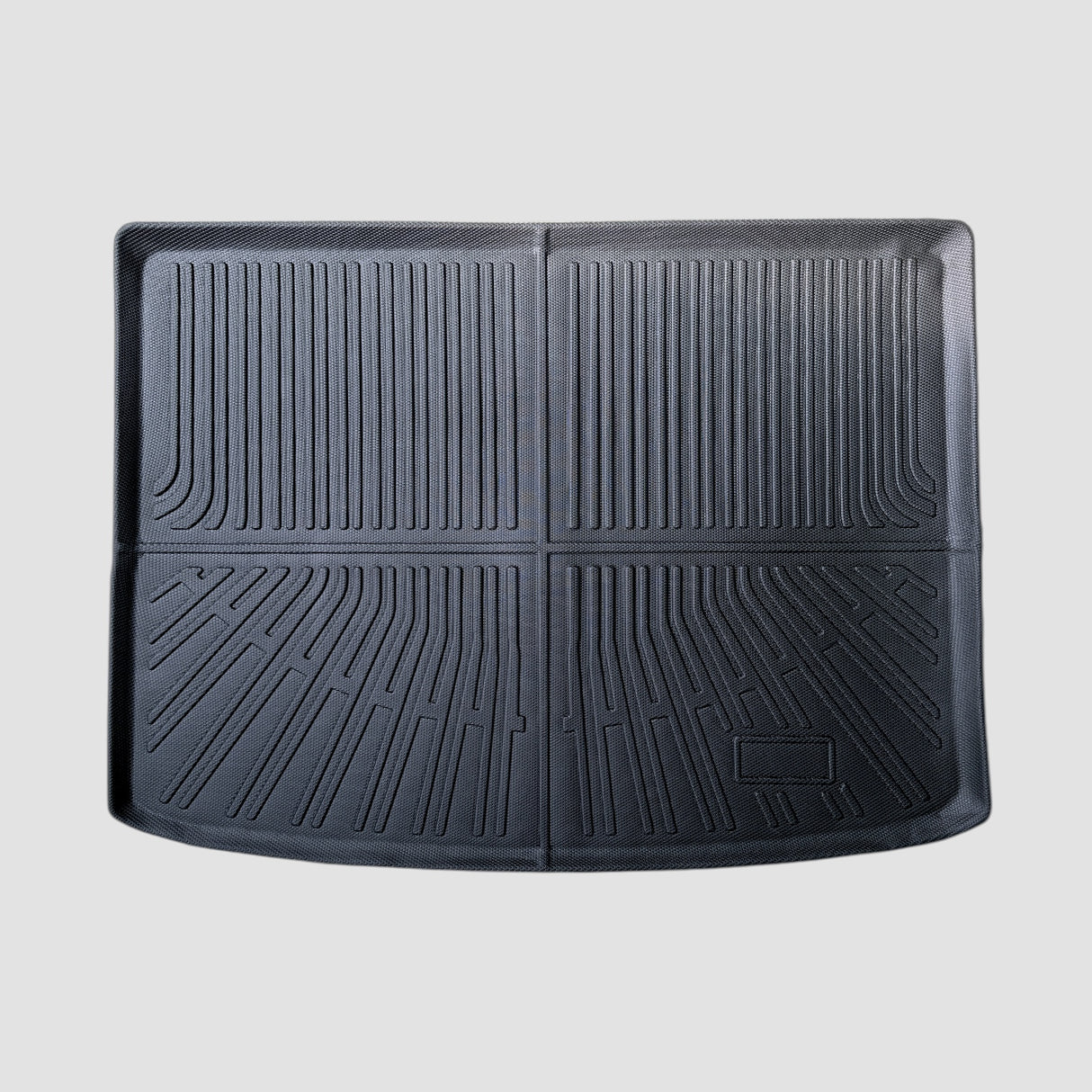 Kia EV3 bagagerumsmåtte oppefra, med perfekt pasform til bagagerummet