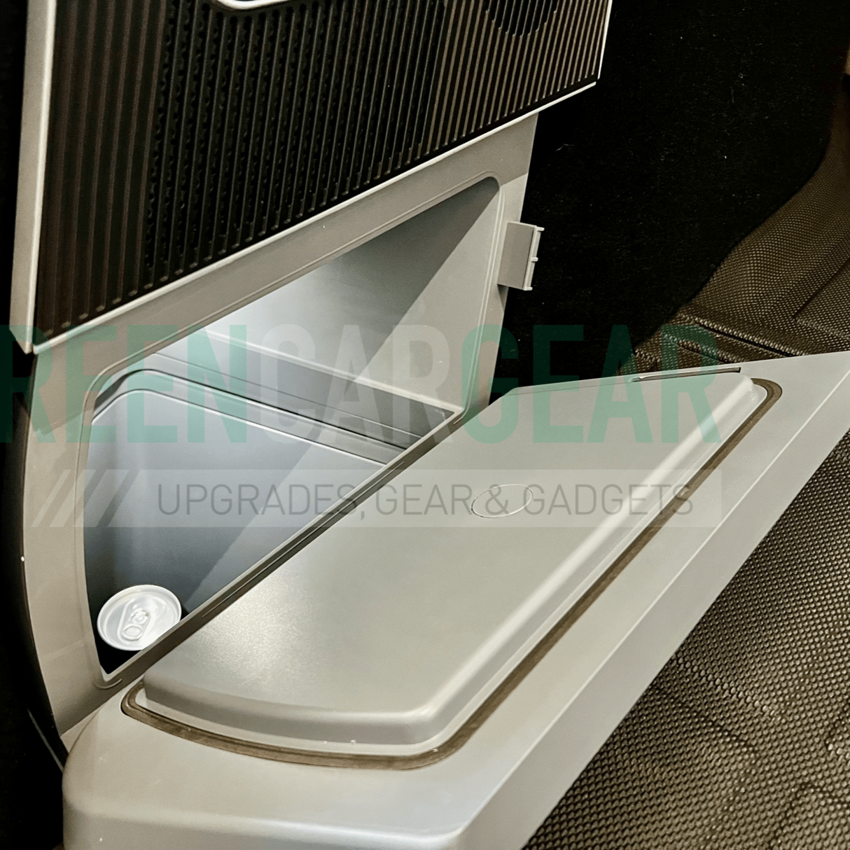 Er du på jagt efter tilbehør til elbiler? Hos GreenCarGear har vi alt fra bilpleje produkter, lader til elbil, tilbehør til elbil opladning hjemme m.m. Du finder alt Tesla tilbehør, VW ID 4 tilbehør og Ford Mustang Mach E tilbehør.