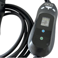 Oplader til elbil med LCD display, app-styring og WiFi-funktioner.