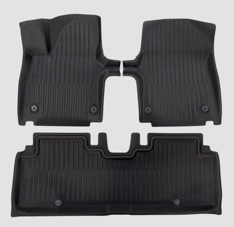 GCG MAX All Weather måttesæt i tre lag til Kia EV6, vist for- og bagsæder på produktbillede.