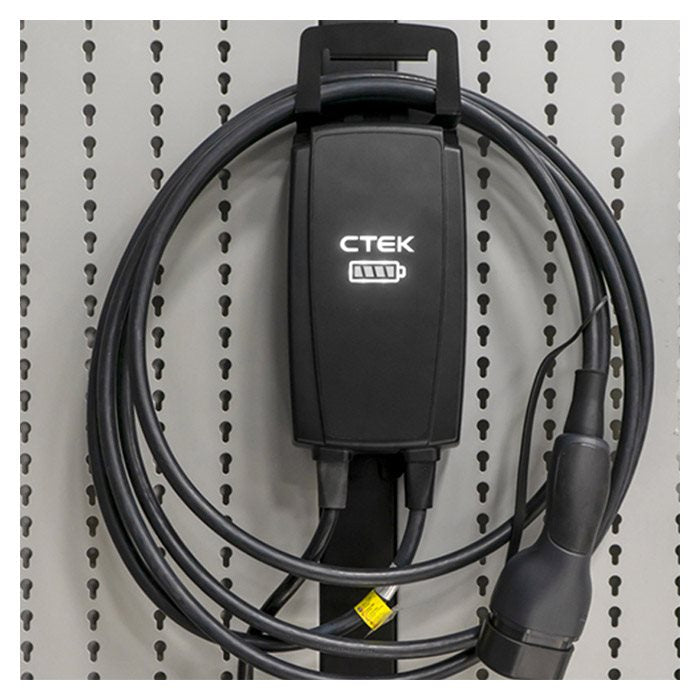 Tilbehør til lader til elbil. Oplader til elbil