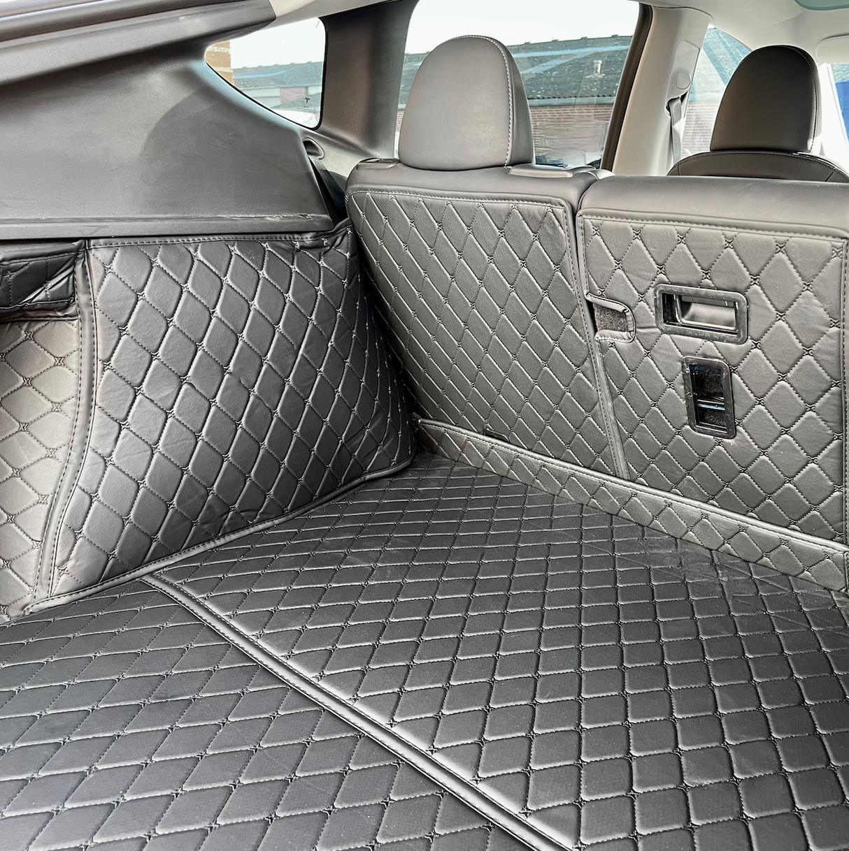 TESLA_TRUNK_AFDÆKNING