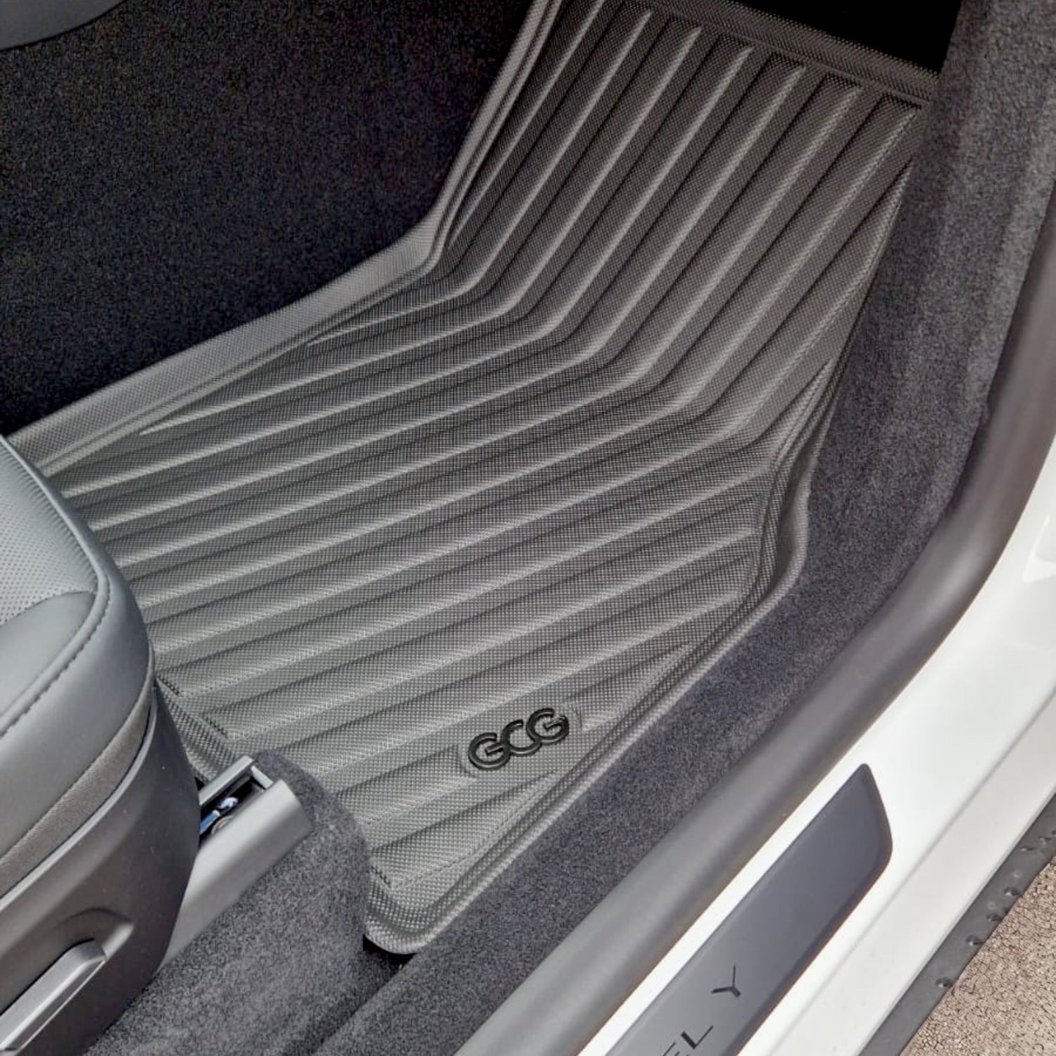 Tesla Model Y Juniper Premium Udstyrspakke