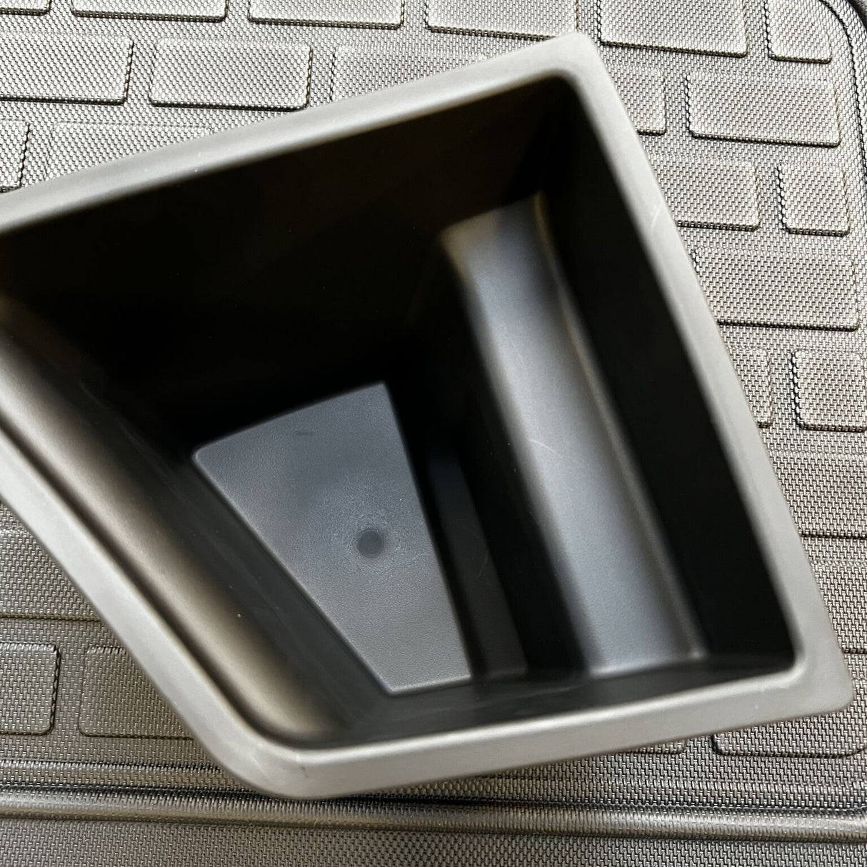 Trunk opbevaringsboks med låg – passer til Tesla Model 3