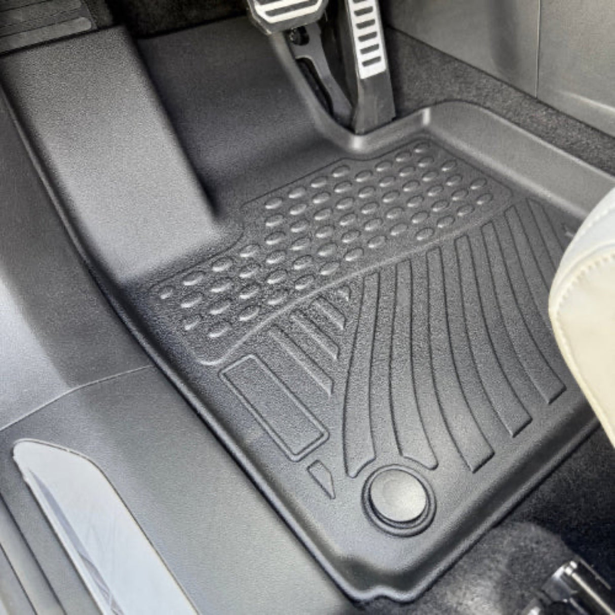 XPENG G9 All Weather måttesæt