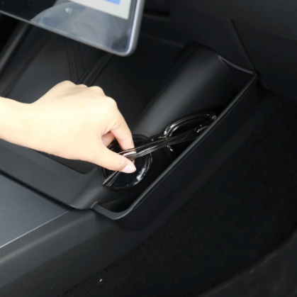 Cover til trådløs oplader, med opbevaringsrum – Tesla Model 3 Highland