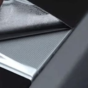 Folie-cover til centerkonsollen – Tesla Model 3/Y