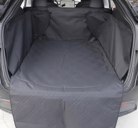Hundetæppe/afdækning til bagagerum i Tesla Model Y, sort og smudsafvisende.