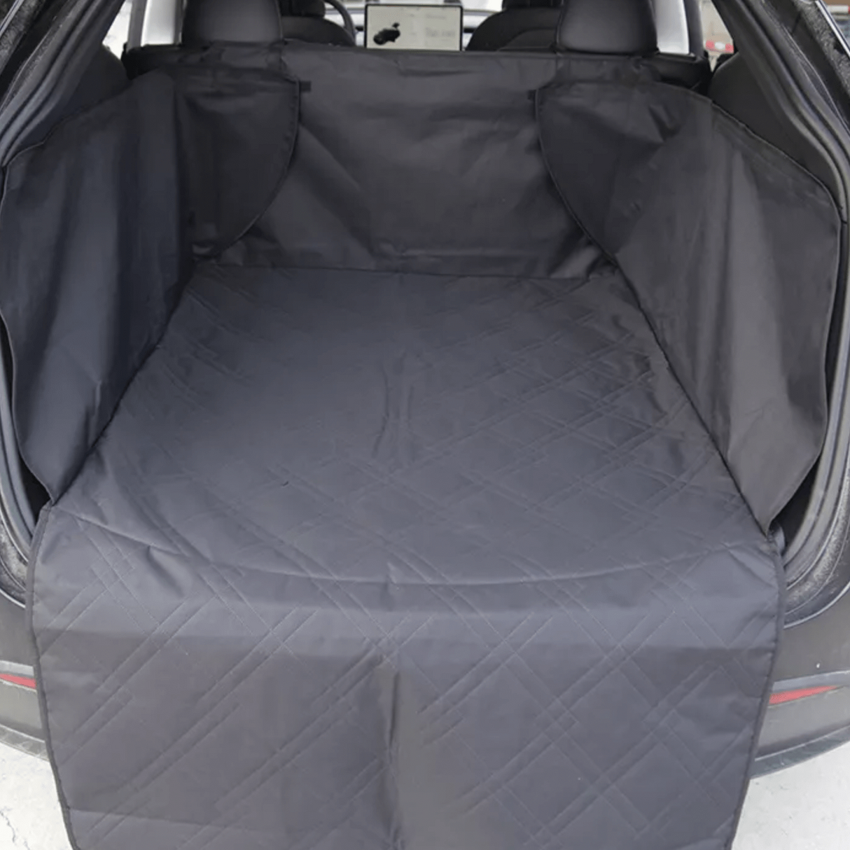 Hundetæppe/afdækning til bagagerum i Tesla Model Y, sort og smudsafvisende.