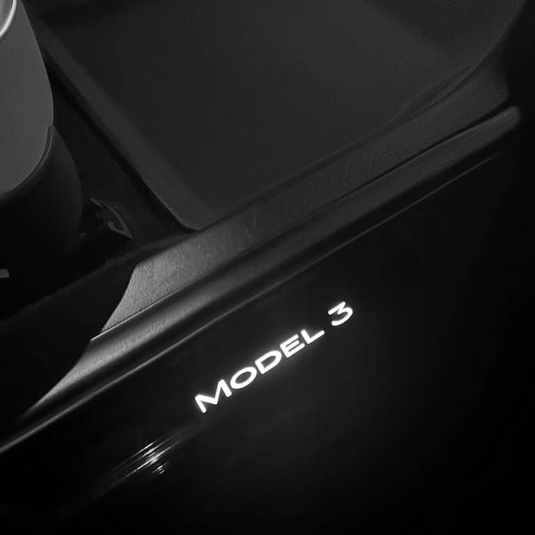 Indstigningslister med lys, passer til Tesla Model 3/Y