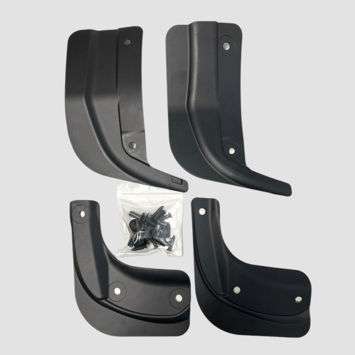 mud flaps til tesla model 3 highland. et komplet sæt med 4 stk. 2 til front og 2 til bag. Nem montering.