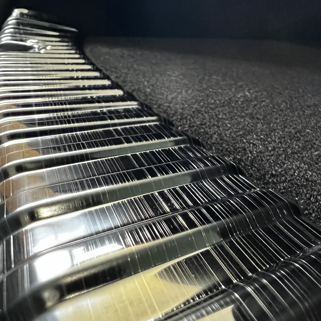 Læssekantbeskytter i børstet stål, passer til Tesla Model Y