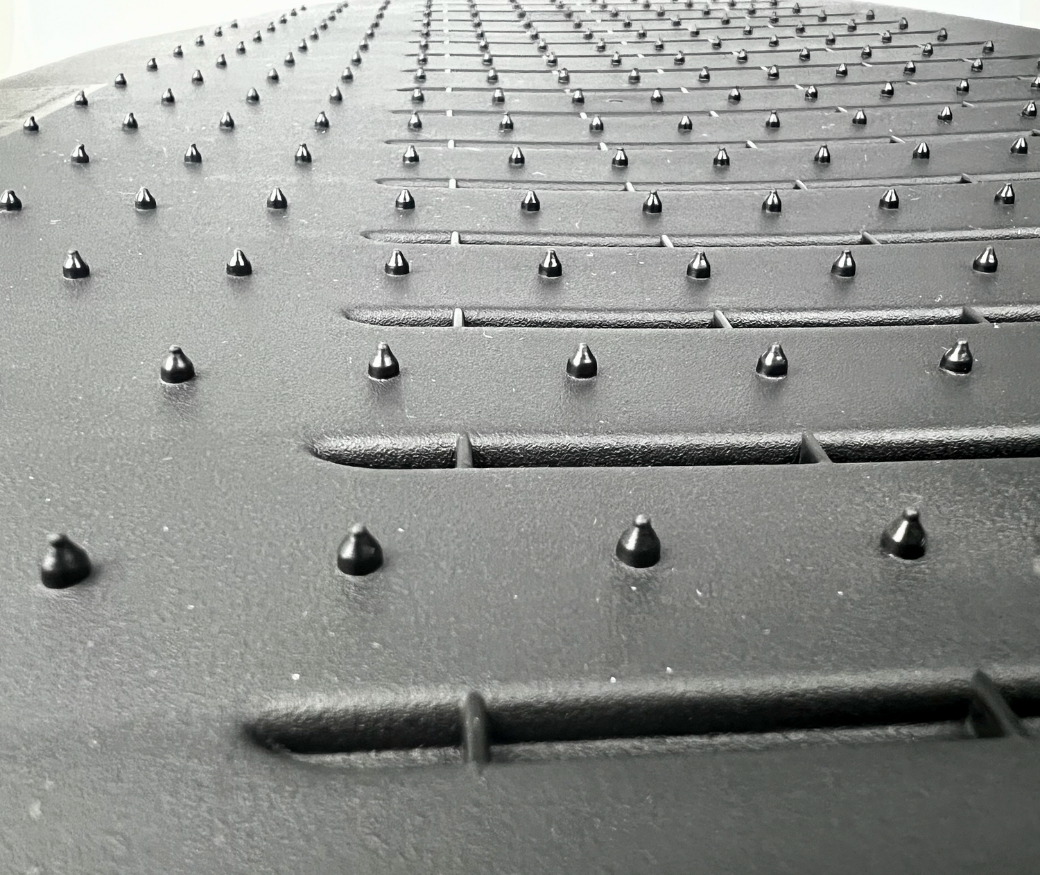 Måtte til under bagagerummet til Tesla Model 3/Y