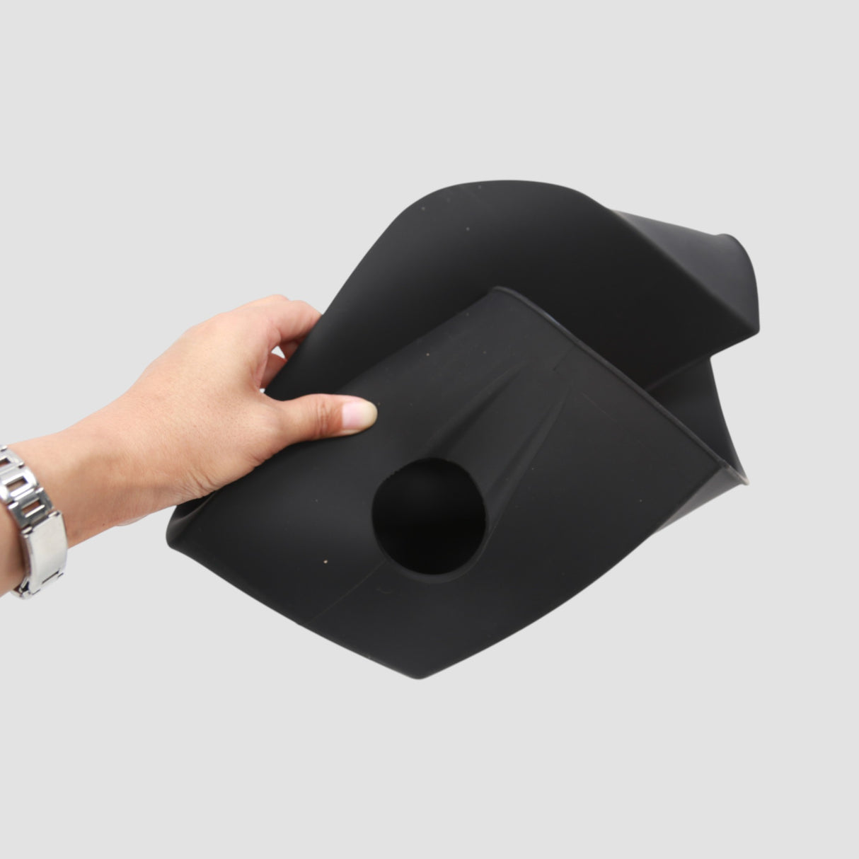 Silikone indsats til midterkonsollen - Tesla Model Y Juniper