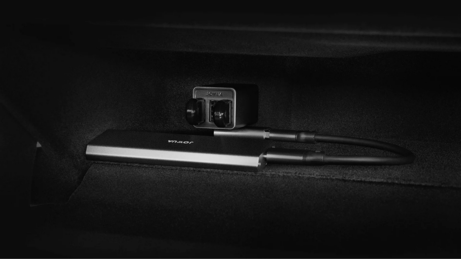 Tesla 4-ports USB Dashcam Hub – Model 3 Highland 2024