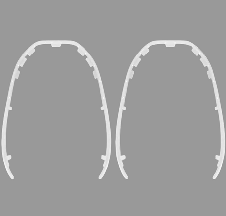 Skinner til montering langs kanten af ryglænet på Tesla Model 3 Highland.