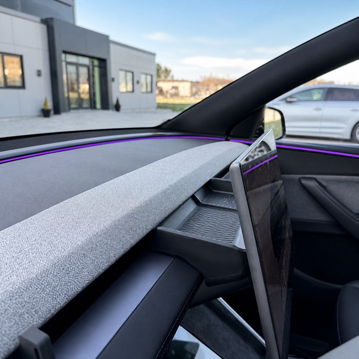 GCG Max opbevaringsboks bag skærm  – Tesla Model 3/Y