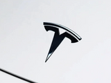 Emblem til Tesla Model 3 i Blank sort