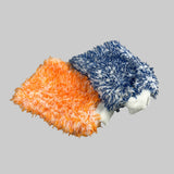 En orange og blå vaskehandske