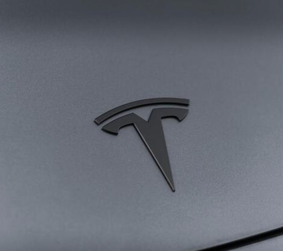 Emblem i metal til Tesla Model 3