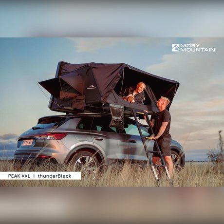 Moby Mountain Peak XXL tagtelt i thunderBlack slået op på Audi e-tron