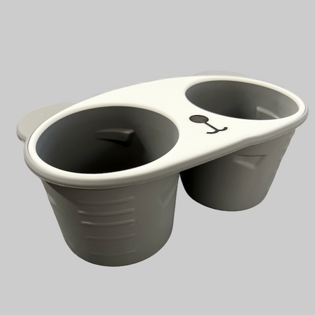 Panda kopholderen set fra siden af. 