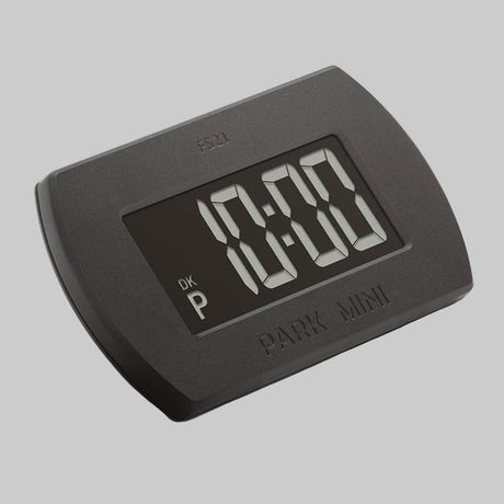 park mini set fra en skæv vinkel. Der vises klokkeslettet 10 og et P